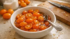 材料は金柑と砂糖だけ。レンジで手軽に作るツヤツヤ金柑の甘露煮