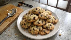 スプーンで落として焼くだけ。チョコチップ入り「ビスコッティ・アル・クッキアイオ」の軽いクッキー